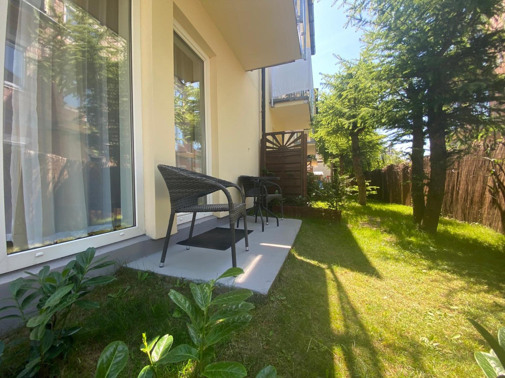 Bursztyn 2 Apartment Rewal Exterior photo