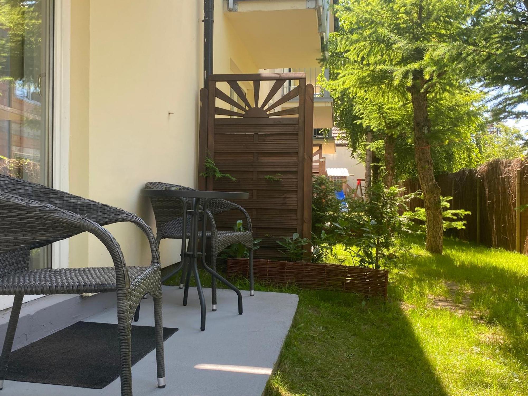 Bursztyn 2 Apartment Rewal Exterior photo